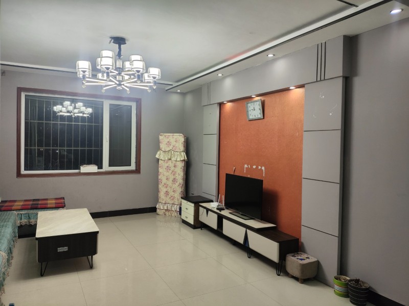 3室2厅2卫，家具家电齐全，（第 1 张）