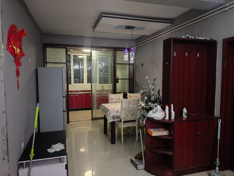 3室2厅2卫，家具家电齐全，（第 2 张）