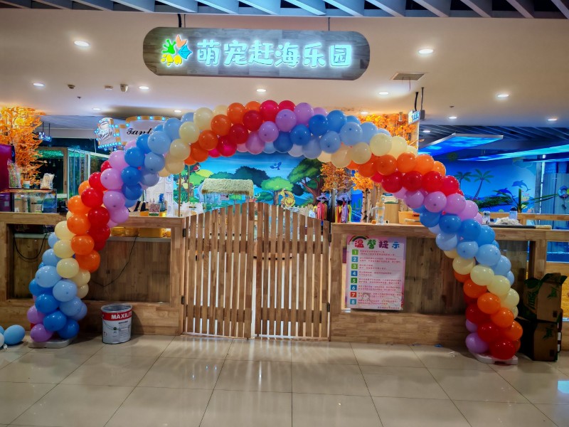 店员（第 1 张）