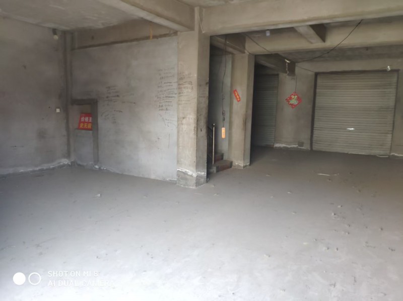 永年名兴路商贸大世界门市出租，上下两层，简装，可门店，快递物流，可仓储，能停车，（第 1 张）