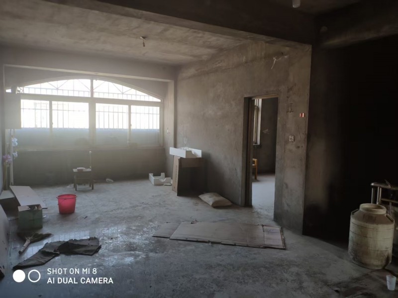 永年名兴路商贸大世界门市出租，上下两层，简装，可门店，快递物流，可仓储，能停车，（第 3 张）
