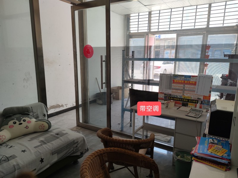 出租转让面积：100㎡以内位置：邯郸市永年区临洺关镇格林豪泰大酒店旁边详情：飞宇（第 1 张）