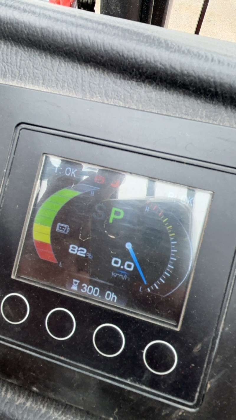 出售3吨升高3米，诺力准新锂电叉车，23年车，一共工作300小时（第 6 张）
