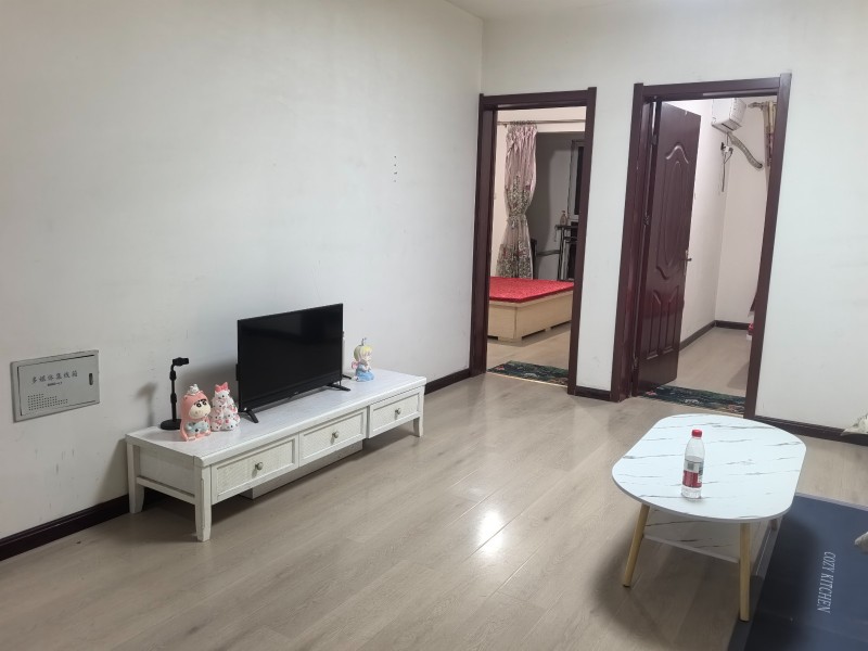 房屋出租：惠泽园三期，简装，家具家电齐全，拎包入住。（第 2 张）