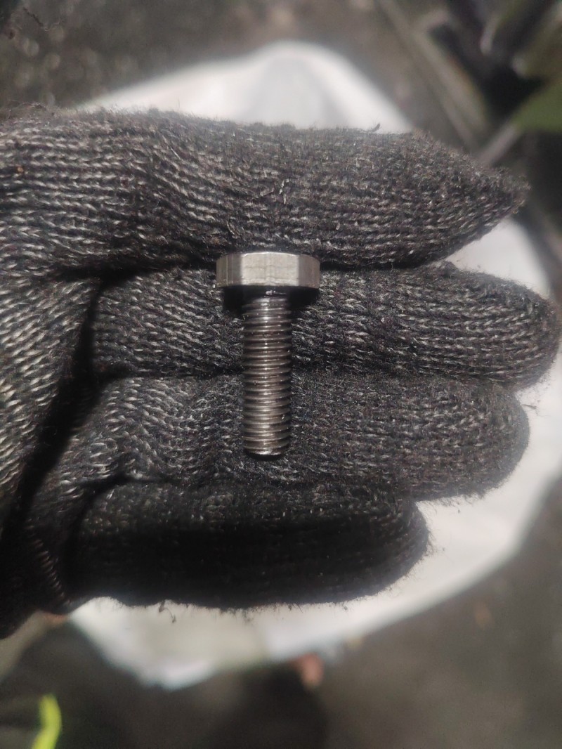 常年加工8×25全丝扣30栓。（第 1 张）