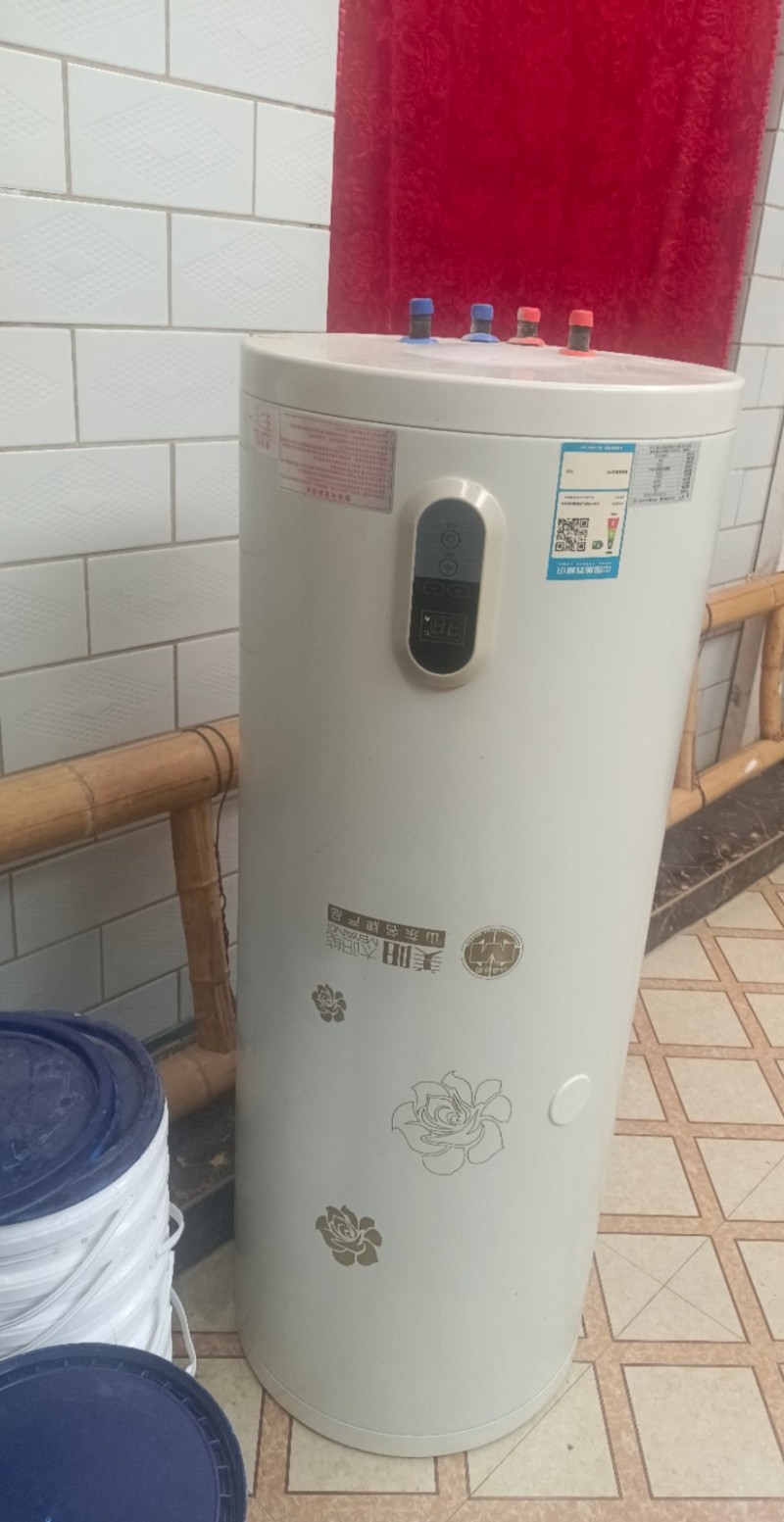 山东牌美阳太阳能热水器壁挂水箱全新，十成新无使用，可议价需要联系，库存新机，原价（第 1 张）