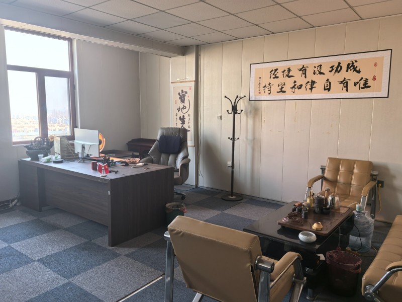 因拓展新业务，现以将此办公地转租，需要联系，120平适合做网销，做业务（第 1 张）