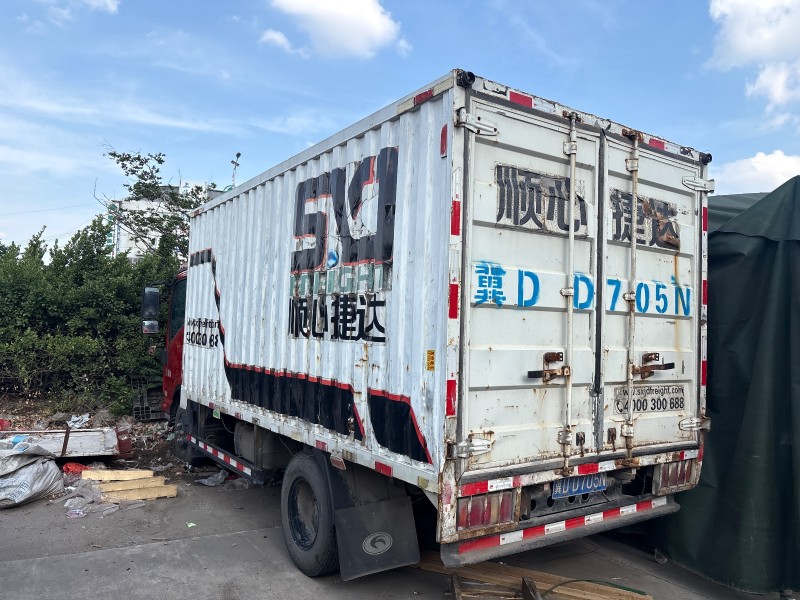 4.2米箱车，车况良好，个人一手车，轮胎是新换的（第 1 张）