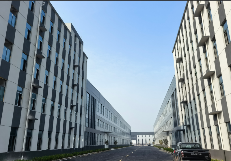 邯郸经开区产业园优质场地对外出租，坐拥7000平合规厂房，已办妥环评手续、并配备（第 1 张）