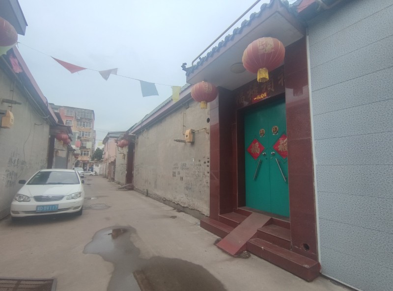 四千多一平名关主城区临街独院，12*15米，180平，浇筑框架结构，全地暖，民水（第 5 张）