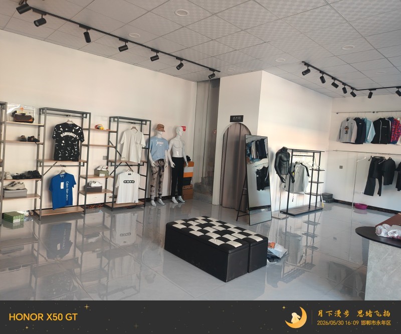 服装店工作室转让，上下二层，大概100多平，装修完好，接手即可营业，干电商，办公（第 2 张）