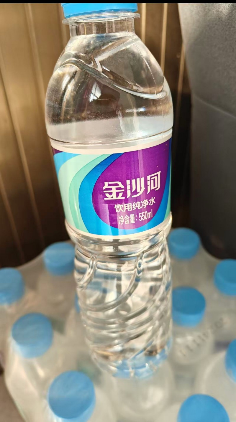 求购金沙河矿泉水100包
价格低的来
谁有能送货上门的联系（第 1 张）