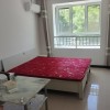房屋出租 
一室一厅一卫 临街房 卧室朝阳 有冰箱空调可做饭 
地址天俊壹号（第 2 张）
