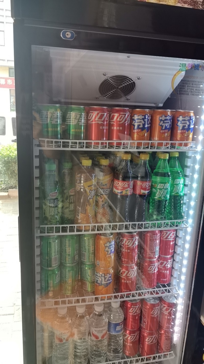 产业城小吃街西区19栋21-22号，16号开业了，进店吃面赠送优品饮料（第 2 张）