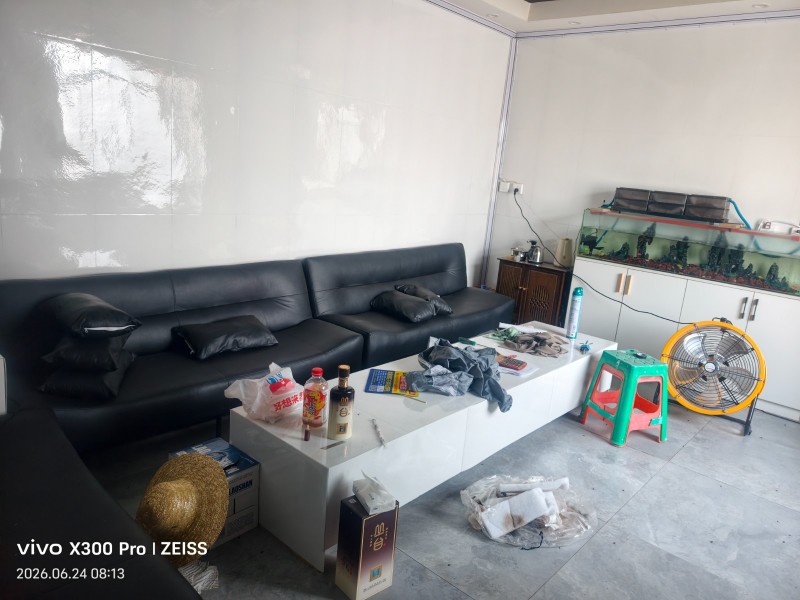 车间2个，总面积1500，办公室2间，宿舍厨房都有，独立变压器，24小时自来水（第 5 张）