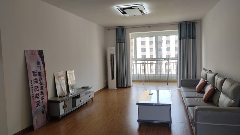 三室两厅两卫，家具家电齐全，拎包入住（第 2 张）