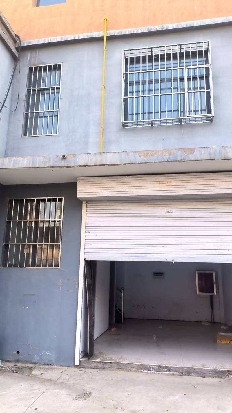 出售门市： 
永年大北汪农副产品市场院内有门市（二层楼上楼下）二层大约80平方（第 2 张）