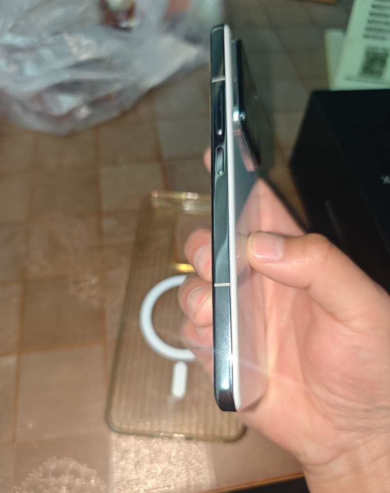 小米14pro，12+256，全原，无拆修，橙色好，有原包装，没充电器，自用机。（第 4 张）