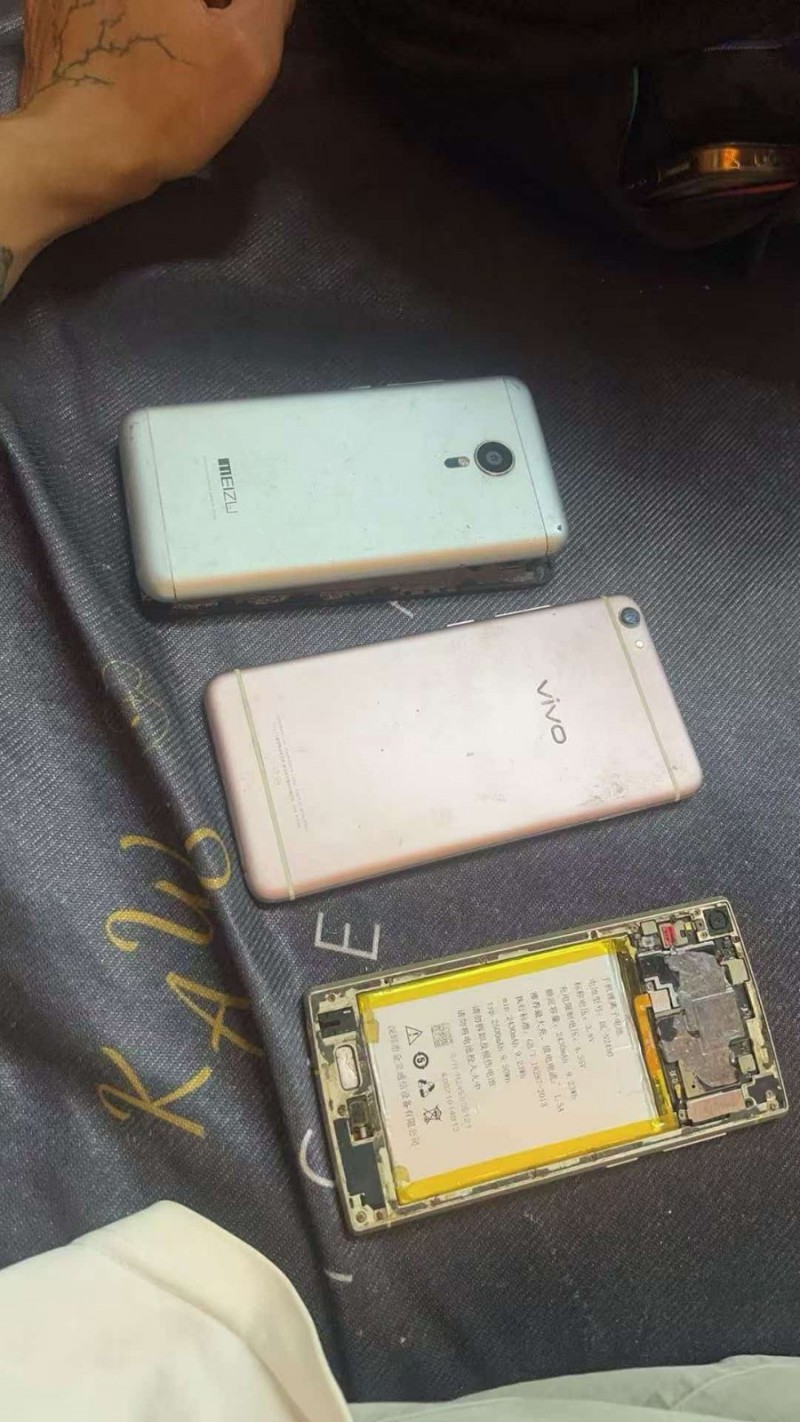 每个机型，每个机型价格，欢迎问一下，不问问怎么知道你自己手机价值呢？（第 2 张）