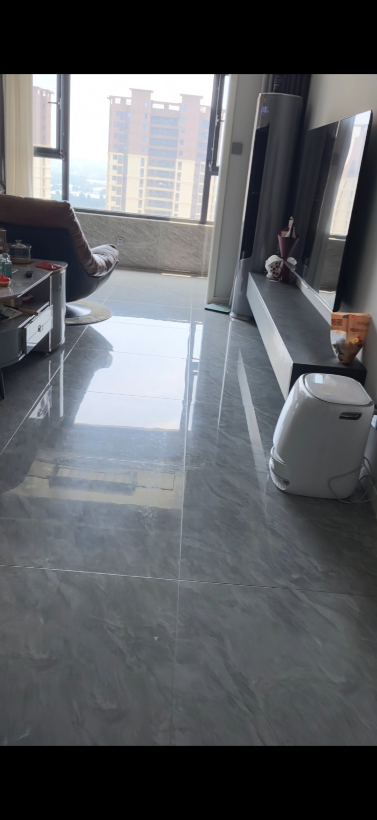 新房开荒保洁，家庭日常保洁，办公室保洁，擦玻璃，价格合理，有需要联系我。（第 2 张）