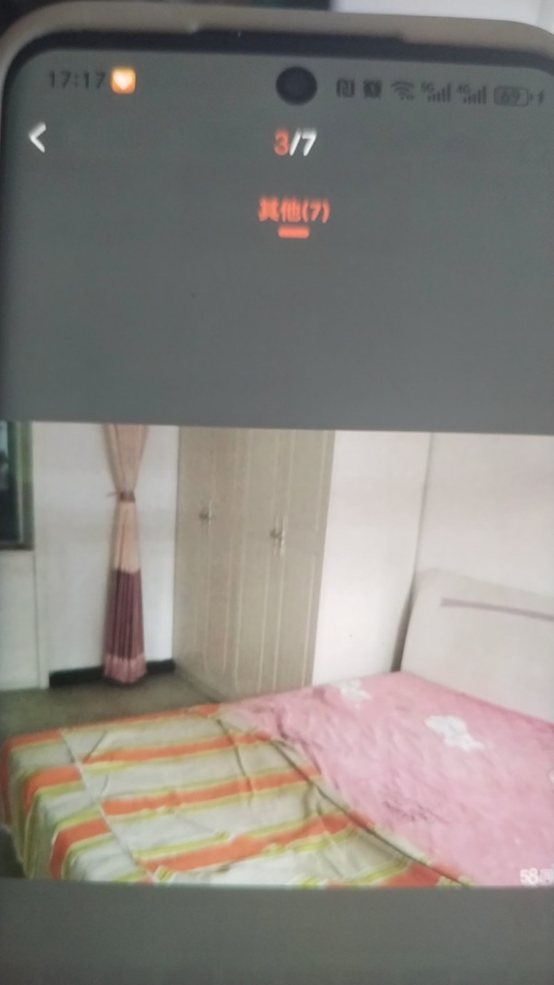 房屋出租 
地址：南杜村新区 
楼层：5层（步梯房，无电梯）
户型：两室一（第 3 张）