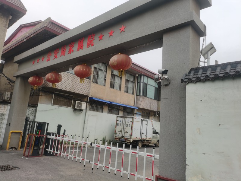 房产急售
全永年县位置最优越，25万一口价，政府街新世纪后边，120平方大面积（第 1 张）